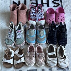 Toddler’s shoe bundle